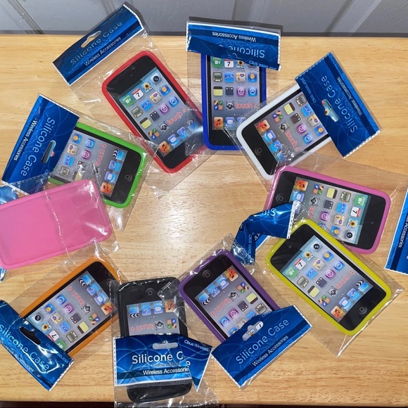 10 Multicoloured iPod Touch 4 Silicon Cases - Picture 2 of 4